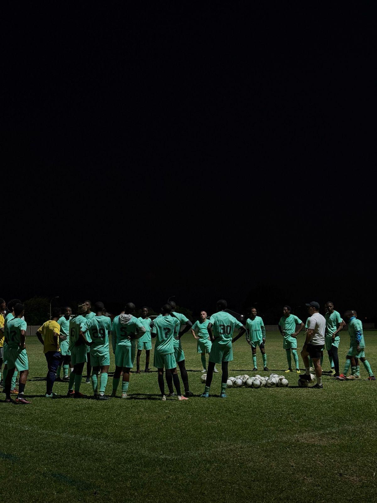 U17 lifting the regional trophy